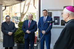 Przemówienie biskupa Mieczysława Cisło podczas odsłonięcia tablicy pamięci w Nałęczowie